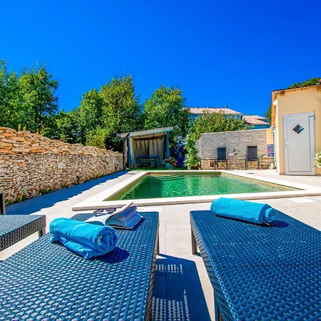 Marija With Private Pool Vila