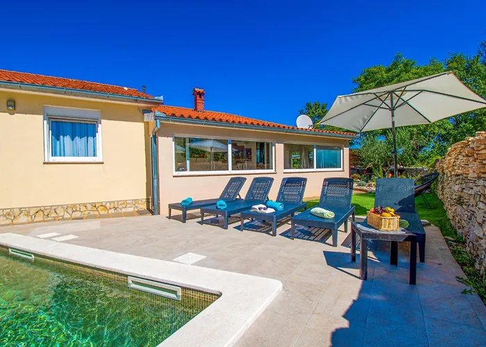 Marija With Private Pool Vodnjan